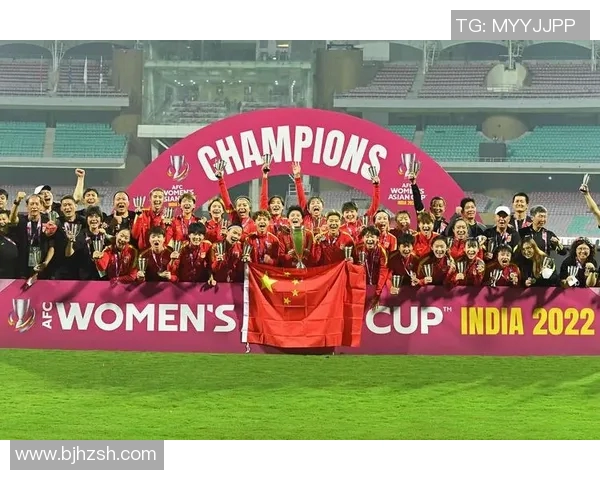 男足苦苦挣扎女足辉煌夺冠世预赛首支出局球队引发热议